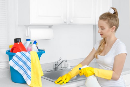 End of tenancy cleaning for furnished Paddington apartment interiors